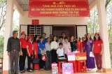 Chi hội Doanh nghiệp Đầu tư Hàn Quốc tại tỉnh Bình Dương: Trao nhà Chữ thập đỏ cho người nghèo xã Tân Lập