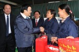 President pays pre-Tet visits to Hung Yen, Ha Nam