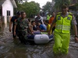 Indonesia: thousands evacuated due to floods, landslides