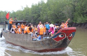 Nhộn nhịp tour du lịch xuân