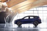 Toyota tung bản RAV4 Sapphire Hybrid 2016