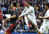 Ronaldo ghi bốn bàn, Real thắng đối thủ mạnh với tỷ số 7-1