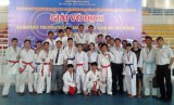 Bế mạc Giải vô địch Karatedo truyền thống miền Đông Nam bộ mở rộng năm 2016: Chủ nhà Bình Dương giành 6 huy chương vàng