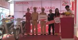 Honda Việt Nam trao tặng xe cho Cảnh sát giao thông Bình Dương