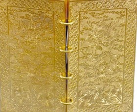 “皇宫宝物——阮朝金书”展览会在河内开展
