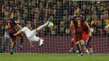 Ronaldo lập công, 10 người Real lội ngược dòng hạ Barca