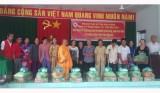 Hội Chữ thập đỏ tỉnh: Trao tặng 200 phần quà cho người dân vùng hạn mặn tỉnh Bến Tre
