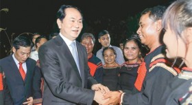 越南国家主席陈大光出席2016年越南各民族文化节开幕式