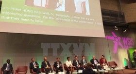 越南代表团出席2016年信息社会世界峰会论坛