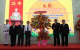 Thị xã Bến Cát đón nhận Huân chương lao động hạng II