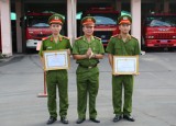 Cảnh sát PC&CC tỉnh: Khen thưởng các cá nhân có thành tích xuất sắc