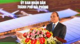 越南政府总理阮春福出席海防市吉碑国际航空港竣工通航仪式