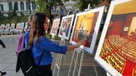 “全民同乐日”室外图片展在河内举行