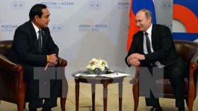 Thailand to trade rice, rubber for Russian helicopters