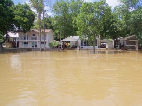 Mỹ: Bang Florida ban bố tình trạng khẩn cấp đối phó bão