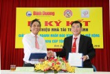 Giải bóng đá Doanh nhân báo Bình Dương mở rộng lần IV năm 2016 cúp Tôn Đại Thiên Lộc: Lễ ký kết giới thiệu nhà tài trợ chính