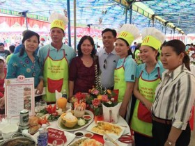 Hướng về công nhân lao động