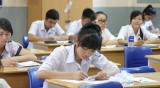 87万多名学生进入越南国家高中考试第一天