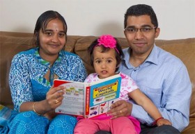 Bé gái 2 tuổi đọc tên thủ đô 196 nước chỉ trong 5 phút