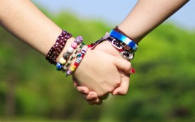 Chúng ta luôn cần có một tình bạn bền vững trong đời