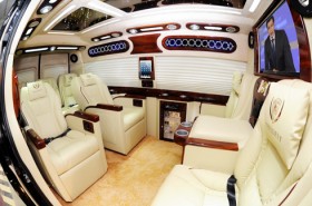 Trào lưu độ nội thất limousine tiền tỷ ở Việt Nam