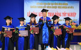 Cần quan tâm quyền lợi học viên