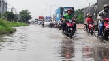 Sớm khắc phục tình trạng ngập nước trên đường ĐT743