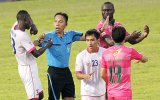 Danh hiệu Còi vàng bóng đá Việt Nam năm 2016: Trọng tài Nguyễn Ngọc Châu (Bình Dương) được vinh danh