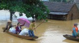 越南广平、广治、河静和义安四省遭强降雨袭击受灾严重