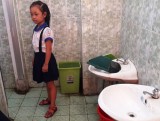 Nhà vệ sinh trường học: “Công trình phụ” chưa được quan tâm