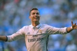 ​Ronaldo lập hat-trick, Real đè bẹp Alaves