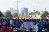 Hướng đến Ngày Pháp luật Việt Nam 9-11: Tăng cường tuyên truyền pháp luật cho thanh niên công nhân