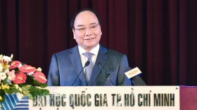 越南政府总理阮春福向全国教师致以教师节的祝贺