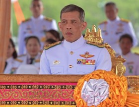 Thai Crown Prince Vajiralongkorn accepts throne