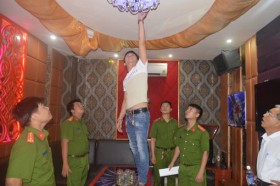 Dừng hoạt động 2 cơ sở karaoke không bảo đảm an toàn PC&CC