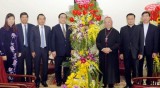 越南全国各地领导圣诞节前探访天主教神职人员和信徒