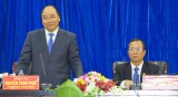 Prime Minister Nguyen Xuan Phuc visits and works in Binh Duong