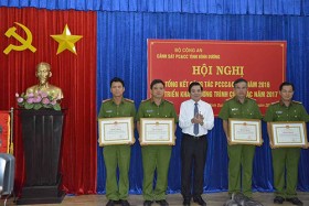 Nỗ lực vì sự bình yên cho người dân