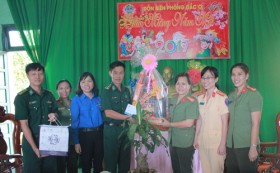 Phụ nữ Công an tỉnh: Phát huy truyền thống uống nước nhớ nguồn
