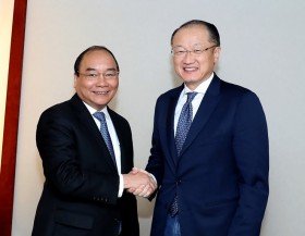 Prime Minister meets with int’l finance and business executives