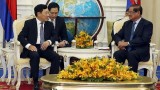 越南政府副总理兼外长范平明会见柬埔寨副首相韶肯