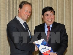 EU wants to become largest investor in Vietnam