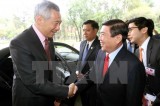 胡志明市人民委员会主席会见新加坡总理