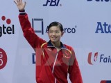 Swimmer Viên wins gold with new Asian record