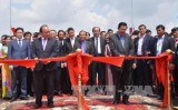 越南与柬埔寨跨境大桥正式竣工通车