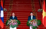 Vietnamese, Lao Prime Ministers agree to lift ties