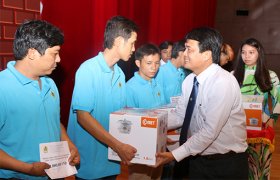 Khởi động Tháng công nhân và Tuần lễ thanh niên công nhân