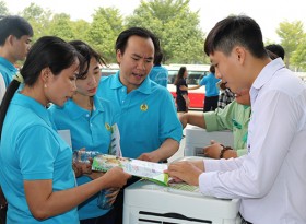 Đa dạng hoạt động chăm lo cho thanh niên công nhân