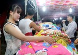 Khai mạc Phiên chợ vui đưa hàng Việt về khu - cụm công nghiệp