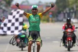 Minh Việt (Bình Dương) giữ Áo vàng giải đua xe đạp toàn quốc Về Nông thôn 2017